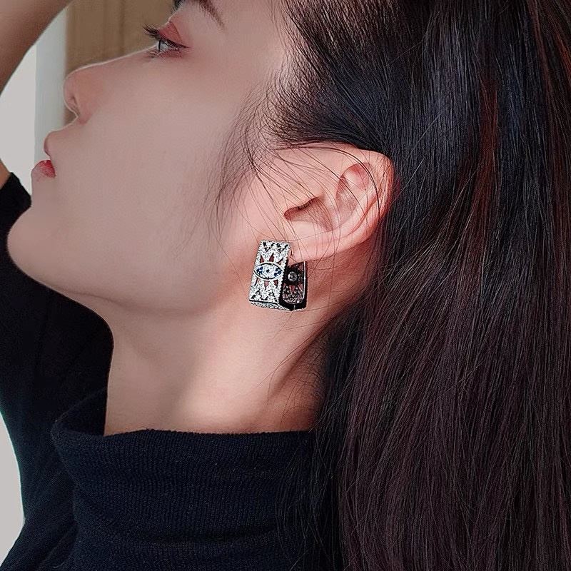 Apm Earrings